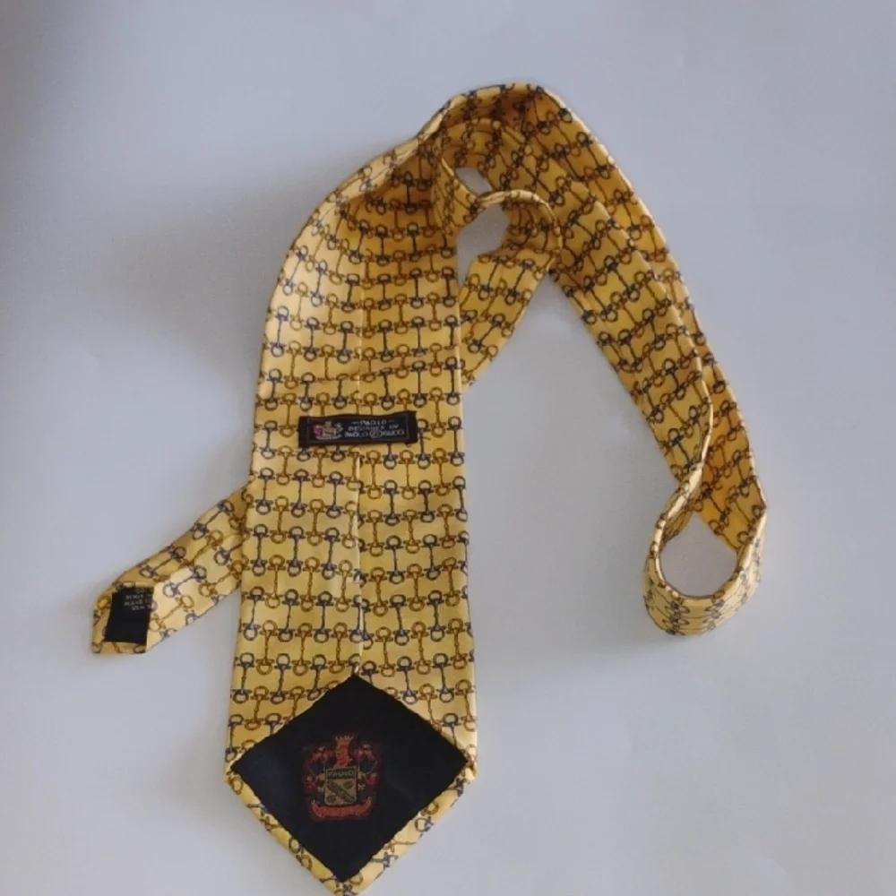 Vintage Paolo GUCCI Yellow Blue 100% Silk Tie Bag Lock Buckle Print